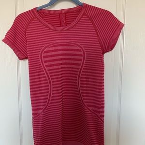 Lulu Swiftly Tech Short Sleeve Crew